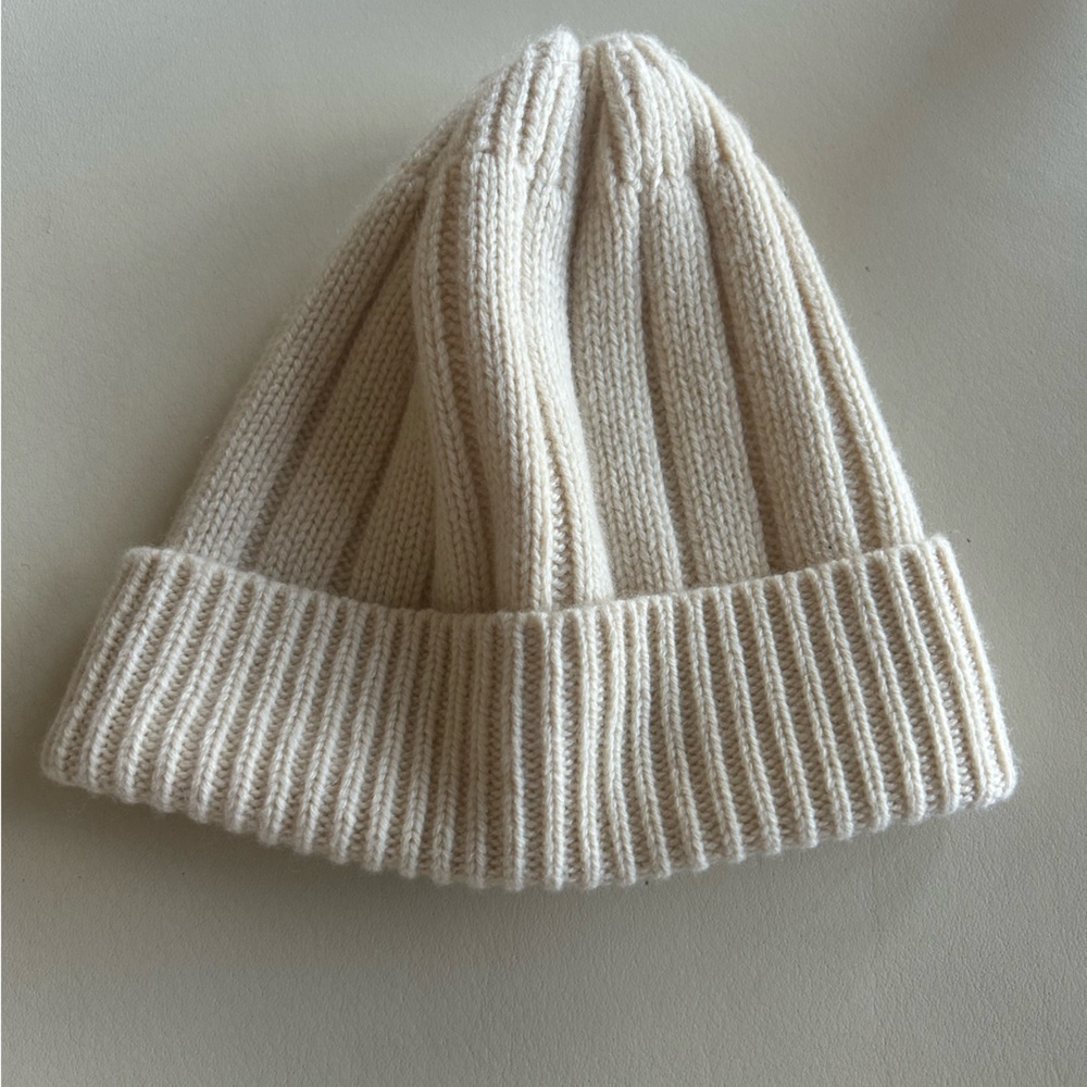 Cozy Cream Knit Cashmere Hat